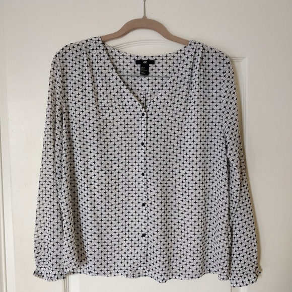 H&M Sheer Button-Down Blouse - Picture 1 of 5